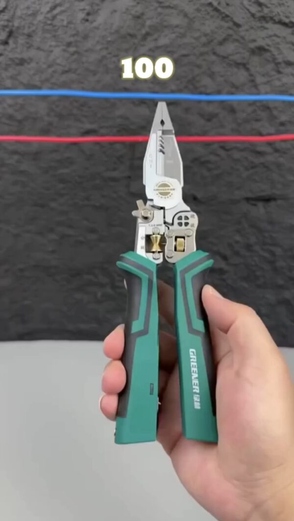 Multiple cutting player